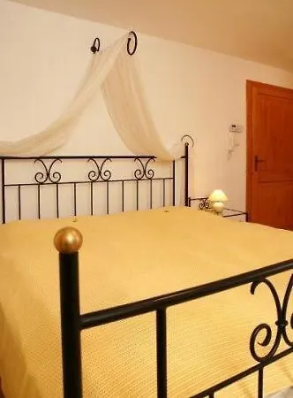 U Zámku Gasthof 3*