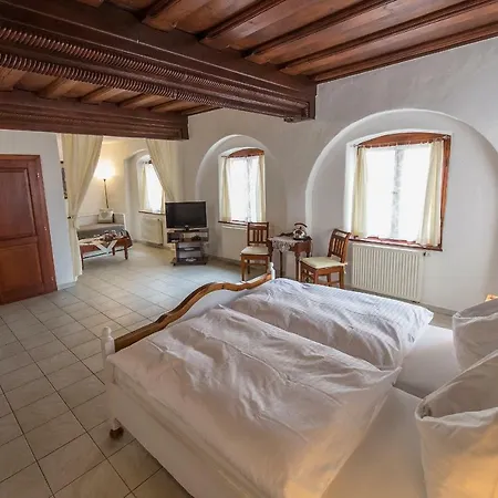 Gasthof U Zámku